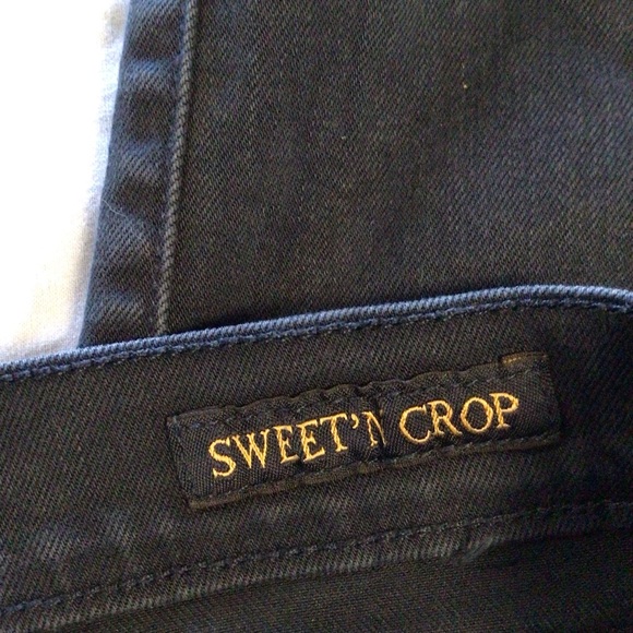 Lucky Brand Sweet n crop jeans - Picture 3 of 11